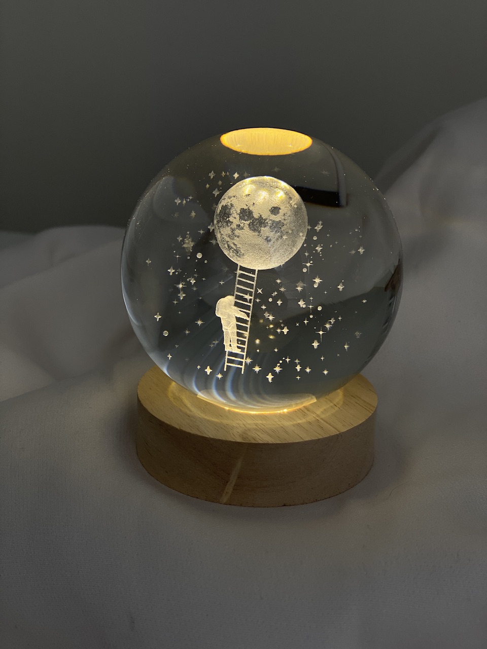 گوی کریستالی طرح فضانورد