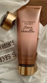 لوسیون بدن Victoria’s Secret Bare Vanilla - تصویر 2